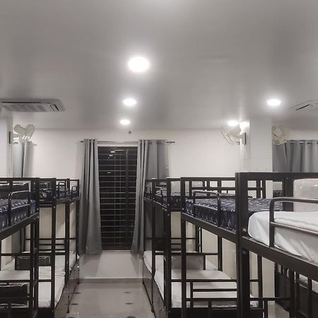Basera Ac Dormitory & Rooms Nagpur Exterior photo