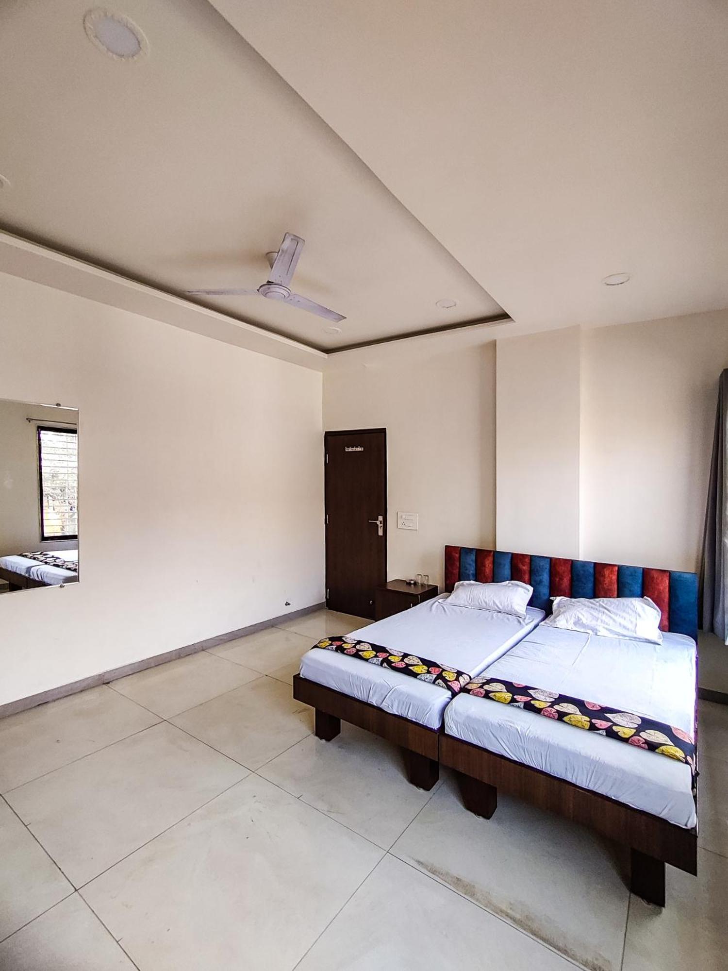 Basera Ac Dormitory & Rooms Nagpur Exterior photo