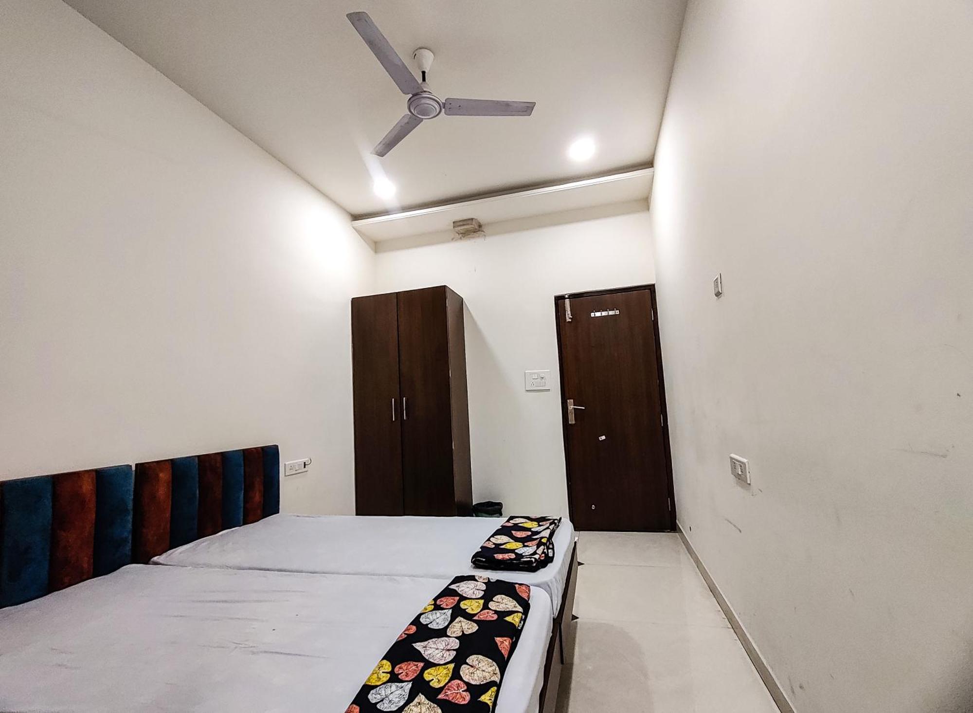 Basera Ac Dormitory & Rooms Nagpur Exterior photo
